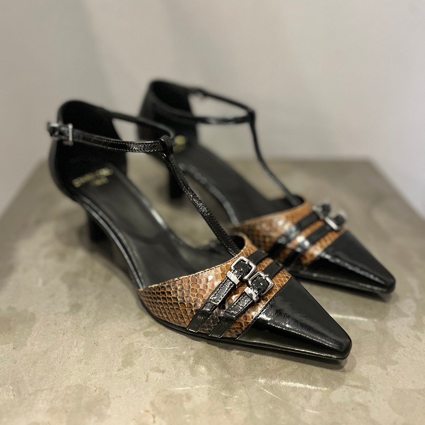 2792 Pitone Brow/Black