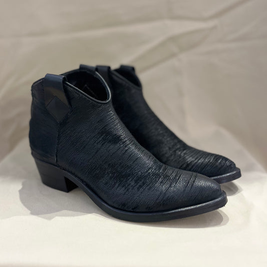 2053 Intagliato Nero