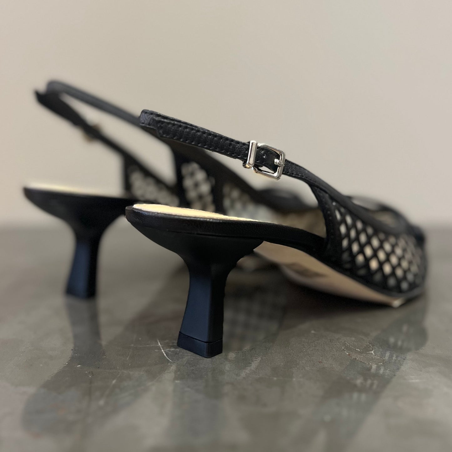 3066 Nero