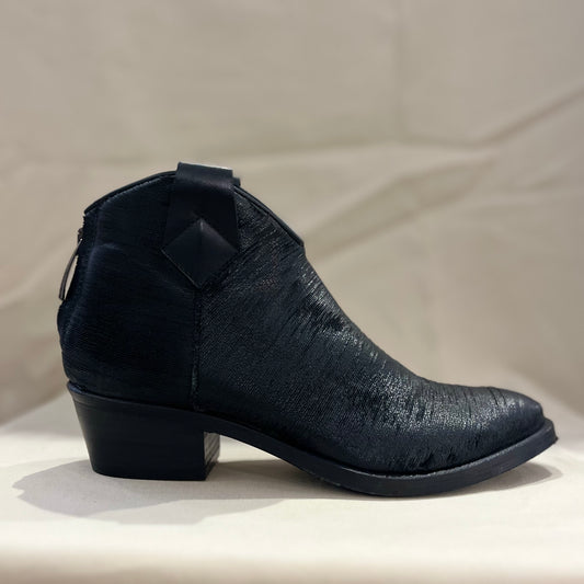 2053 Intagliato Nero