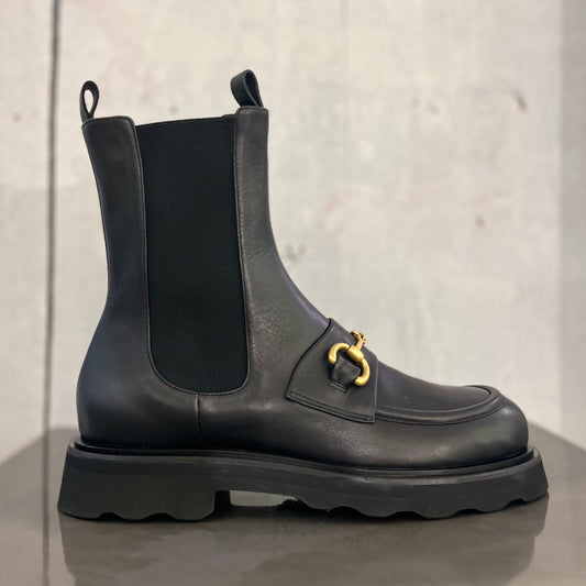 2282 Seta Nero