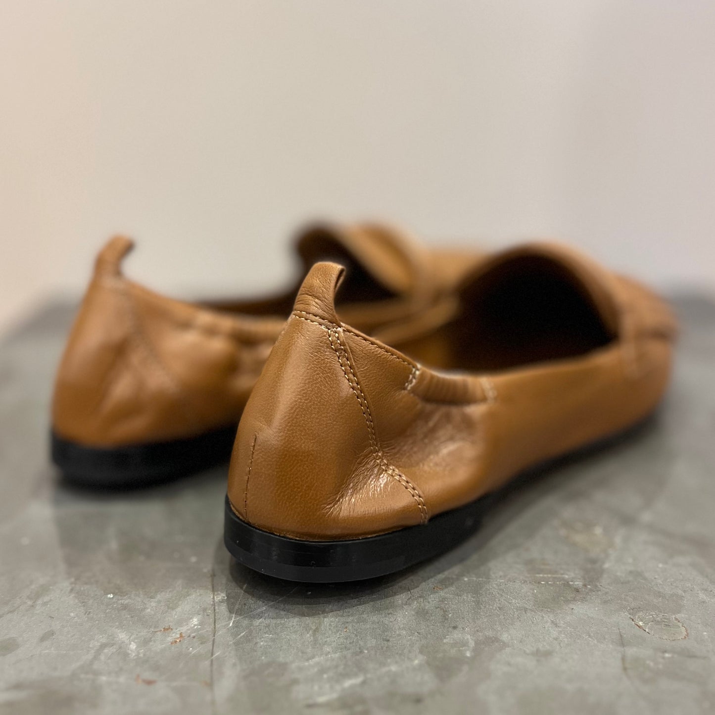 1217 Glove Toffee