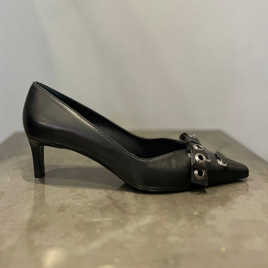 2832 Nero