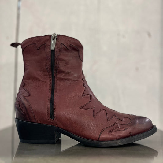 DD43 Frida Bordeaux